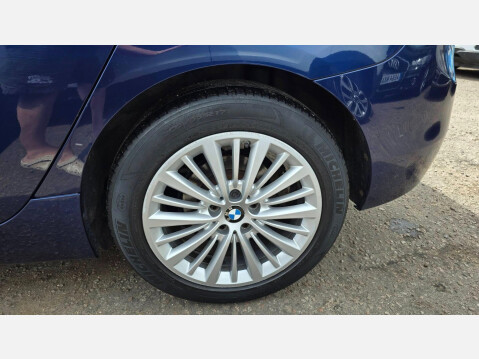 BMW 2 Series 1.5 218i Luxury Euro 6 (s/s) 5dr 7