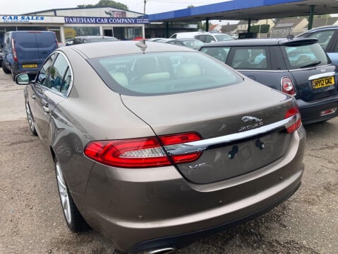 Jaguar XF 3.0d V6 Premium Luxury Auto Euro 5 (s/s) 4dr 28