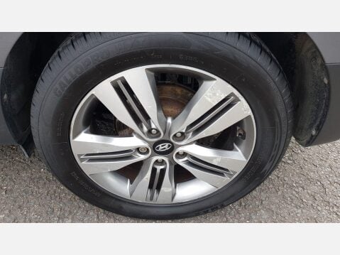 Hyundai ix35 2.0 CRDi Premium 4WD Euro 5 5dr 12