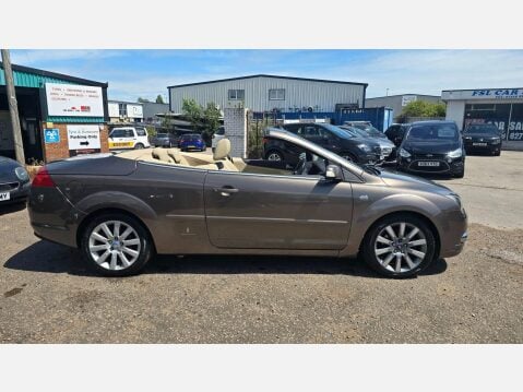 Ford Focus CC 2.0 CC-3 2dr 9