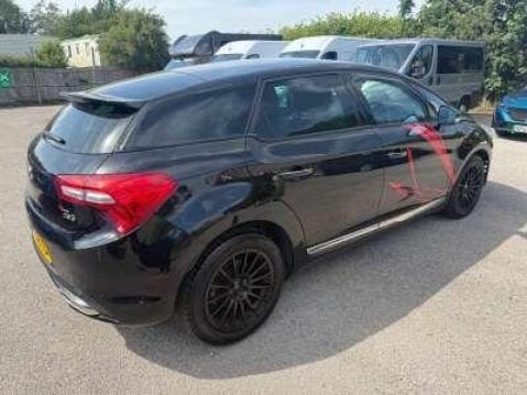 DS DS 5 1.6 BlueHDi Elegance Euro 6 (s/s) 5dr 7