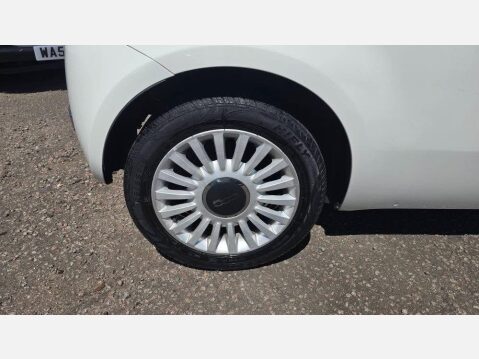 Fiat 500 1.2 Lounge Euro 5 (s/s) 3dr 16