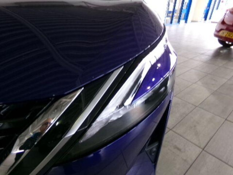 Nissan Qashqai 1.3 DIG-T MHEV N-Connecta Euro 6 (s/s) 5dr 12