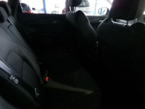 Nissan Qashqai 1.3 DIG-T MHEV N-Connecta Euro 6 (s/s) 5dr 26