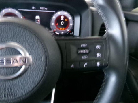 Nissan Qashqai 1.3 DIG-T MHEV N-Connecta Euro 6 (s/s) 5dr 42