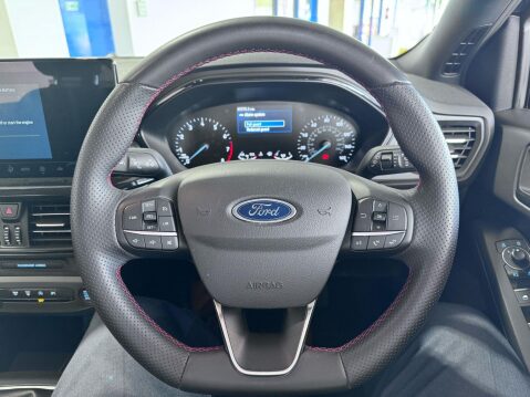 Ford Focus 1.0T EcoBoost ST-Line Euro 6 (s/s) 5dr 32