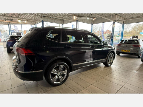 Volkswagen Tiguan Allspace 2.0 TDI SEL Euro 6 (s/s) 5dr 7