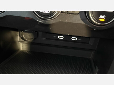 Volkswagen Tiguan Allspace 2.0 TDI SEL Euro 6 (s/s) 5dr 11