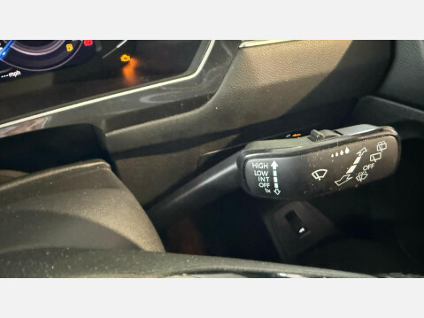 Volkswagen Tiguan Allspace 2.0 TDI SEL Euro 6 (s/s) 5dr 21