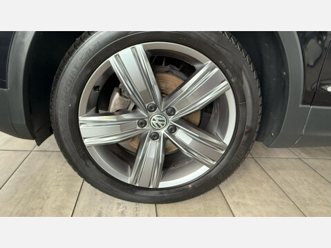 Volkswagen Tiguan Allspace 2.0 TDI SEL Euro 6 (s/s) 5dr 31