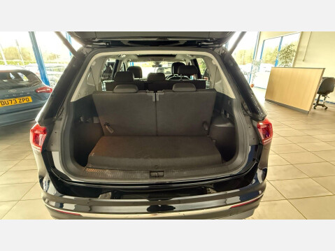 Volkswagen Tiguan Allspace 2.0 TDI SEL Euro 6 (s/s) 5dr 52