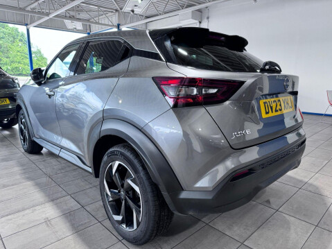 Nissan Juke 1.0 DIG-T N-Connecta DCT Auto Euro 6 (s/s) 5dr 9