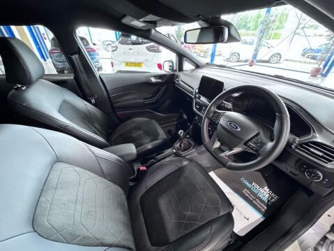 Ford Fiesta 1.0T EcoBoost ST-Line X Euro 6 (s/s) 5dr 17