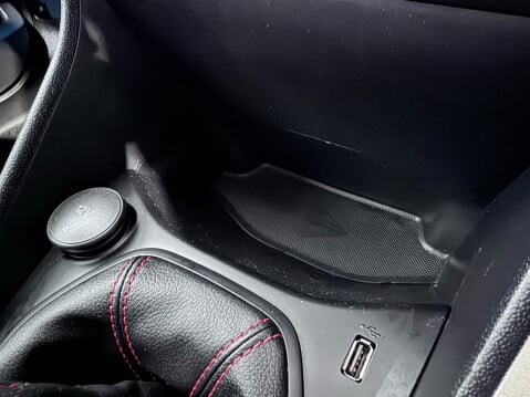 Ford Fiesta 1.0T EcoBoost ST-Line X Euro 6 (s/s) 5dr 25