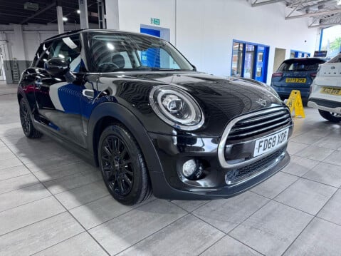 Mini Hatch 1.5 Cooper Classic Euro 6 (s/s) 3dr 1