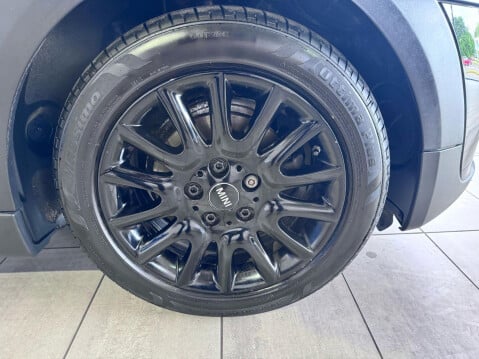 Mini Hatch 1.5 Cooper Classic Euro 6 (s/s) 3dr 19