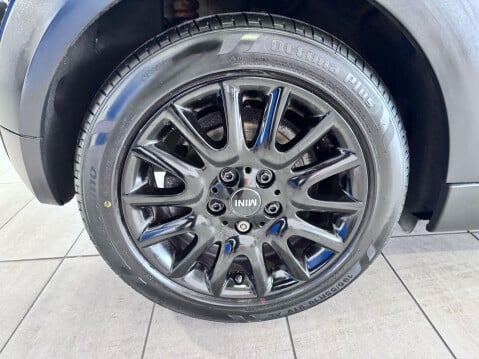 Mini Hatch 1.5 Cooper Classic Euro 6 (s/s) 3dr 20
