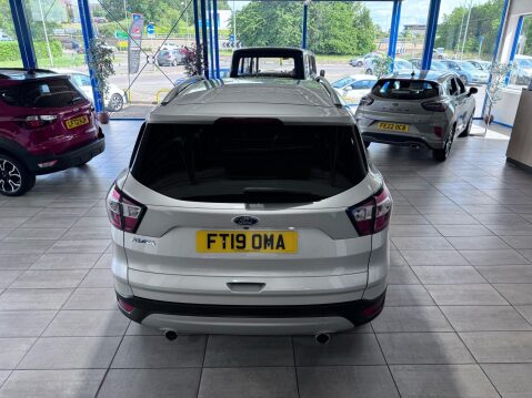 Ford Kuga 1.5 TDCi EcoBlue Titanium Edition Euro 6 (s/s) 5dr 8