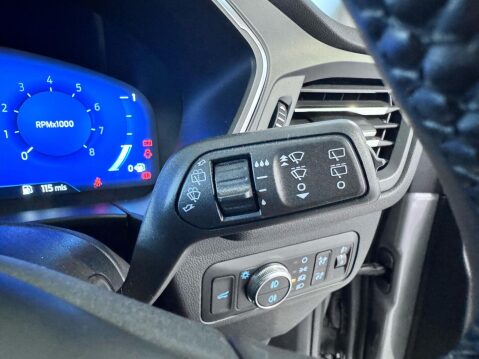 Ford Kuga 1.5T EcoBoost Titanium Edition Euro 6 (s/s) 5dr 37