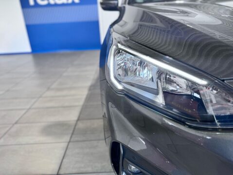 Ford Focus 1.0T EcoBoost ST-Line Euro 6 (s/s) 5dr 49
