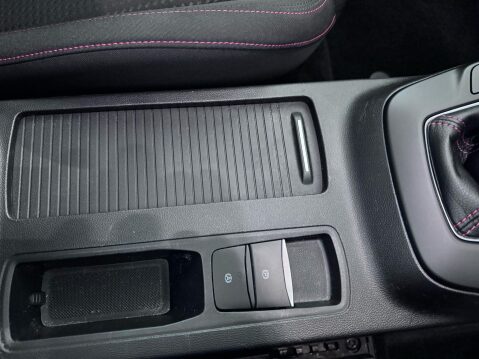 Ford Focus 1.0T EcoBoost ST-Line Euro 6 (s/s) 5dr 32