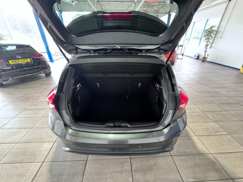 Ford Focus 1.0T EcoBoost ST-Line Euro 6 (s/s) 5dr 46