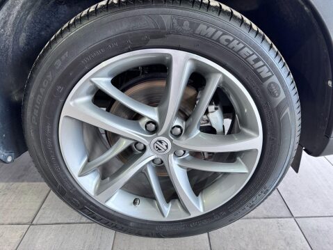 MG HS 1.5 T-GDI Exclusive Euro 6 (s/s) 5dr 17