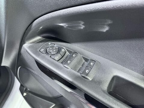Ford Ecosport 1.0T EcoBoost ST-Line Euro 6 (s/s) 5dr 40