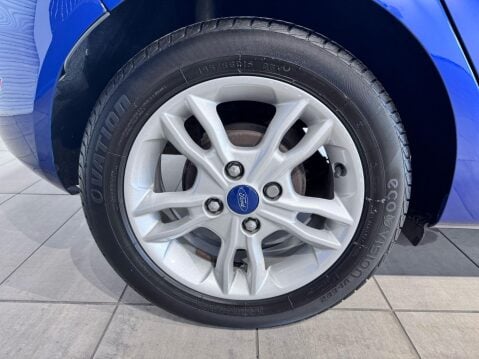 Ford Fiesta 1.0T EcoBoost Zetec Powershift Euro 5 5dr 17