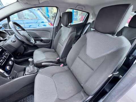 Renault Clio 1.2 16V Dynamique MediaNav Euro 5 5dr 21