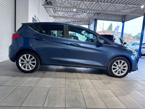 Ford Fiesta 1.0T EcoBoost Titanium Euro 6 (s/s) 5dr 3