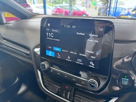 Ford Fiesta 1.0T EcoBoost ST-Line X Euro 6 (s/s) 5dr 27