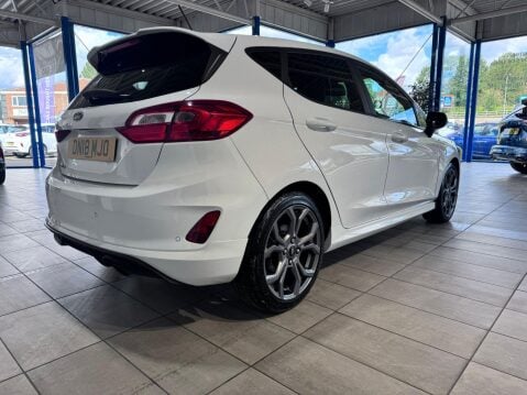 Ford Fiesta 1.0T EcoBoost ST-Line X Euro 6 (s/s) 5dr 5