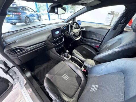 Ford Fiesta 1.0T EcoBoost ST-Line X Euro 6 (s/s) 5dr 39