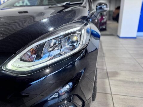 Ford Fiesta 1.0T EcoBoost MHEV ST-Line X Edition Euro 6 (s/s) 5dr 39