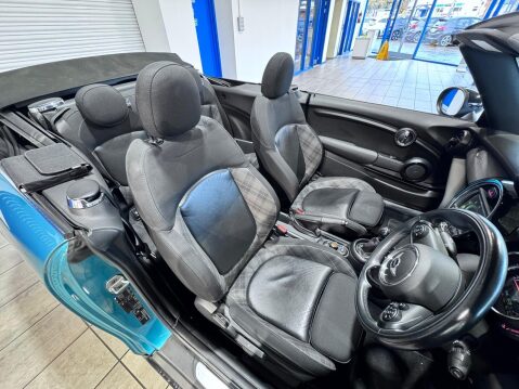 Mini Convertible 1.5 Cooper Euro 6 (s/s) 2dr 9