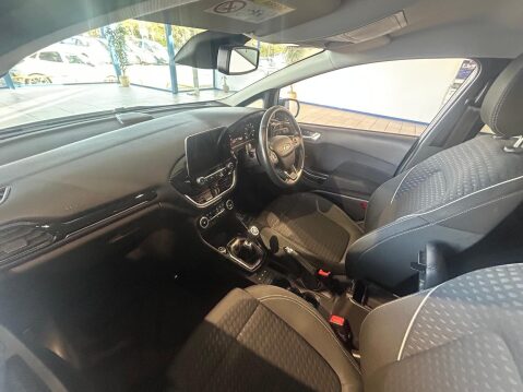 Ford Fiesta 1.0T EcoBoost Titanium Euro 6 (s/s) 5dr 15