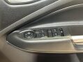 Ford Kuga 1.5 TDCi Titanium Euro 6 (s/s) 5dr 39