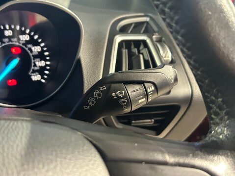 Ford Kuga 1.5 TDCi Titanium Euro 6 (s/s) 5dr 33