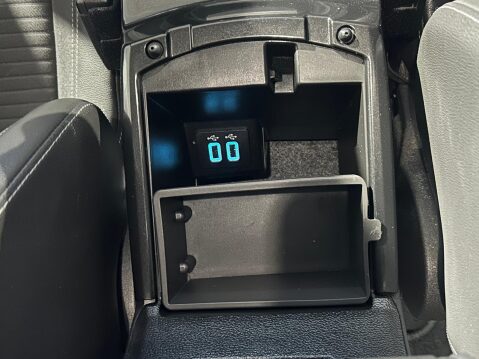 Ford Kuga 1.5 TDCi Titanium Euro 6 (s/s) 5dr 22