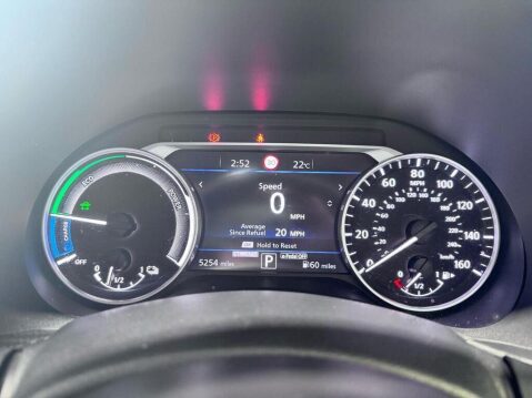 Nissan Juke 1.6 N-Connecta Auto Euro 6 5dr 11