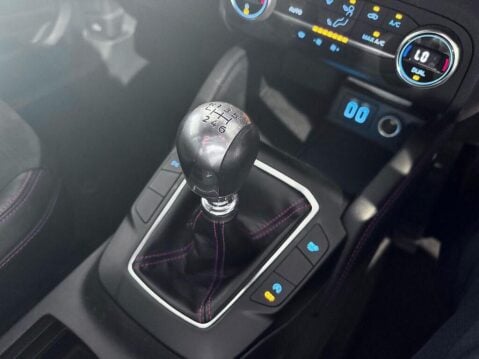 Ford Kuga 1.5T EcoBoost ST-Line Edition Euro 6 (s/s) 5dr 19