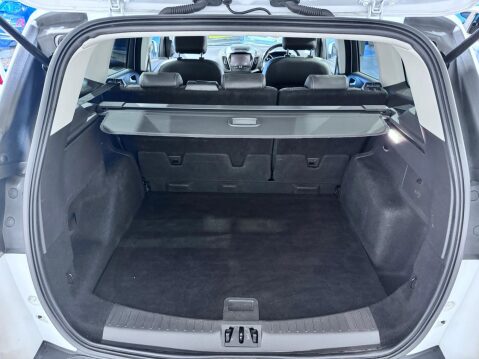 Ford Kuga 1.5 TDCi Titanium Euro 6 (s/s) 5dr 36