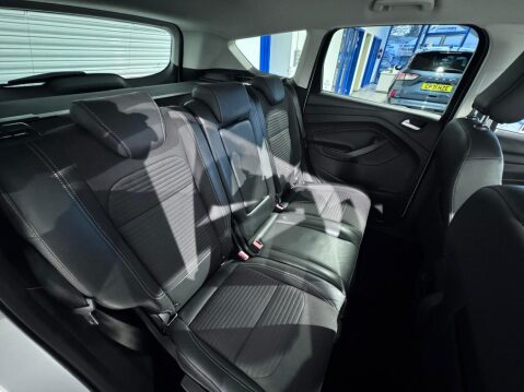 Ford Kuga 1.5 TDCi Titanium Euro 6 (s/s) 5dr 33