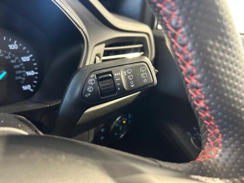 Ford Focus 1.0T EcoBoost ST-Line Euro 6 (s/s) 5dr 32