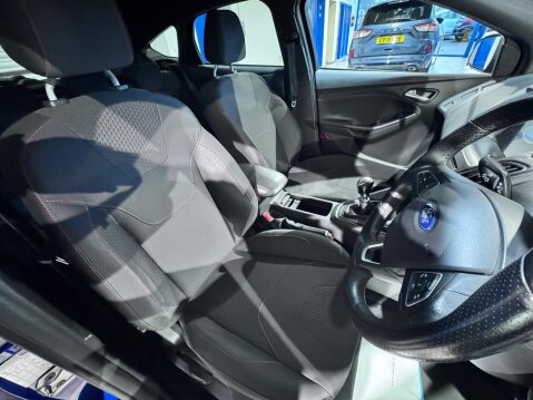 Ford Focus 1.0T EcoBoost ST-Line Euro 6 (s/s) 5dr 13