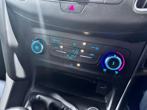 Ford Focus 1.0T EcoBoost ST-Line Euro 6 (s/s) 5dr 19