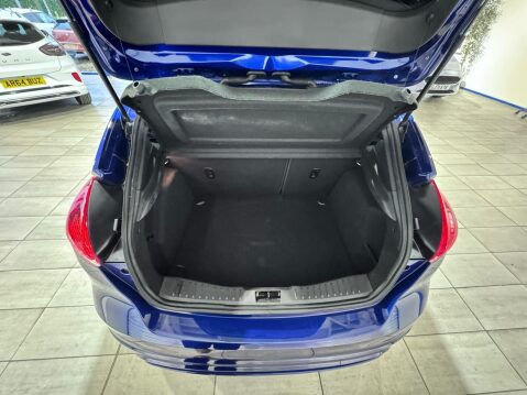 Ford Focus 1.0T EcoBoost ST-Line Euro 6 (s/s) 5dr 32