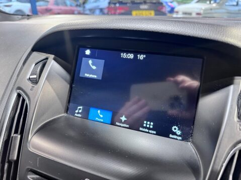 Ford Focus 1.0T EcoBoost ST-Line Euro 6 (s/s) 5dr 18