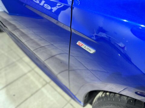 Ford Focus 1.0T EcoBoost ST-Line Euro 6 (s/s) 5dr 9